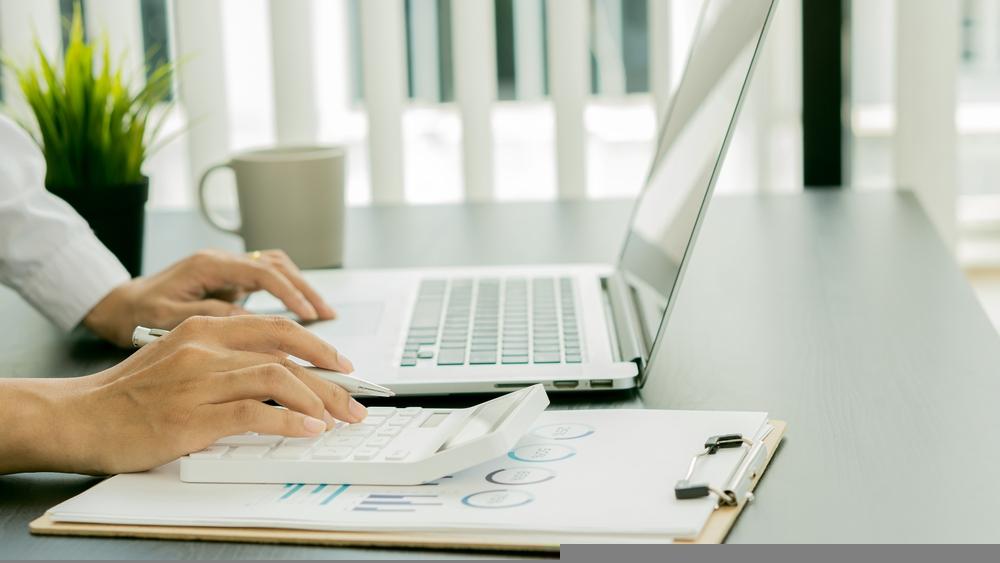 Value Model Portfolio Rebalancing EXIT (NASDAQ: SOFI) and ENTRY (NASDAQ: DLO)