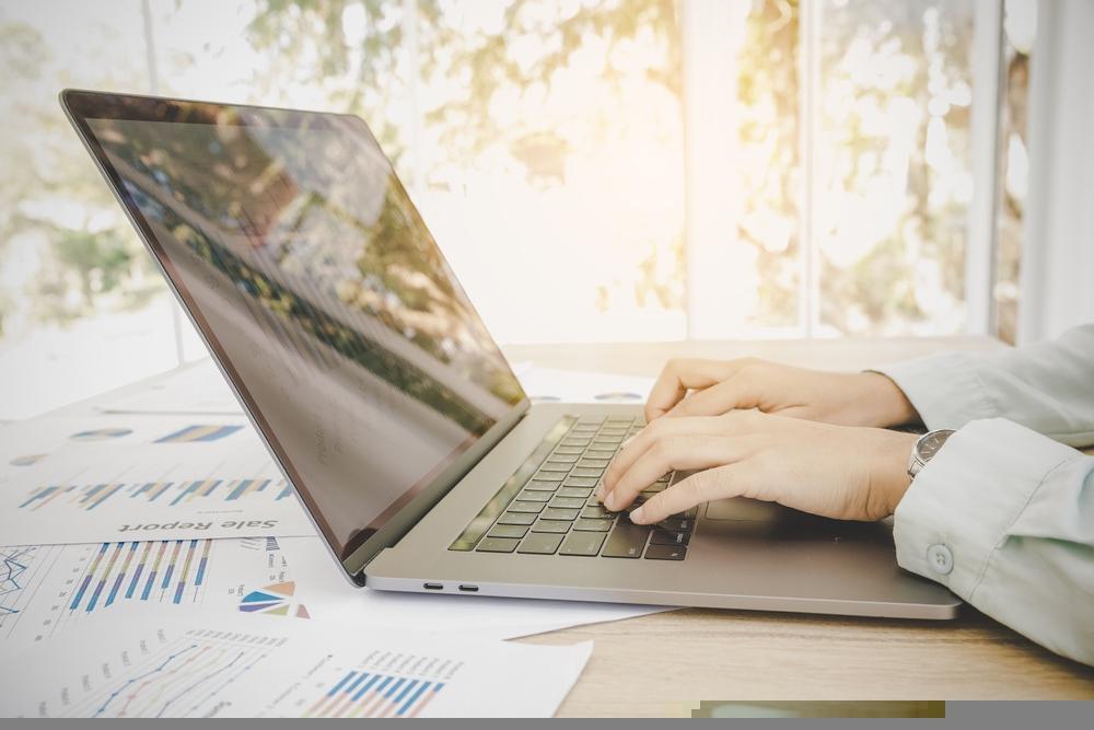 Value Model Portfolio Rebalancing EXIT (NYSE: OSCR) and ENTRY (NYSE: PKE)