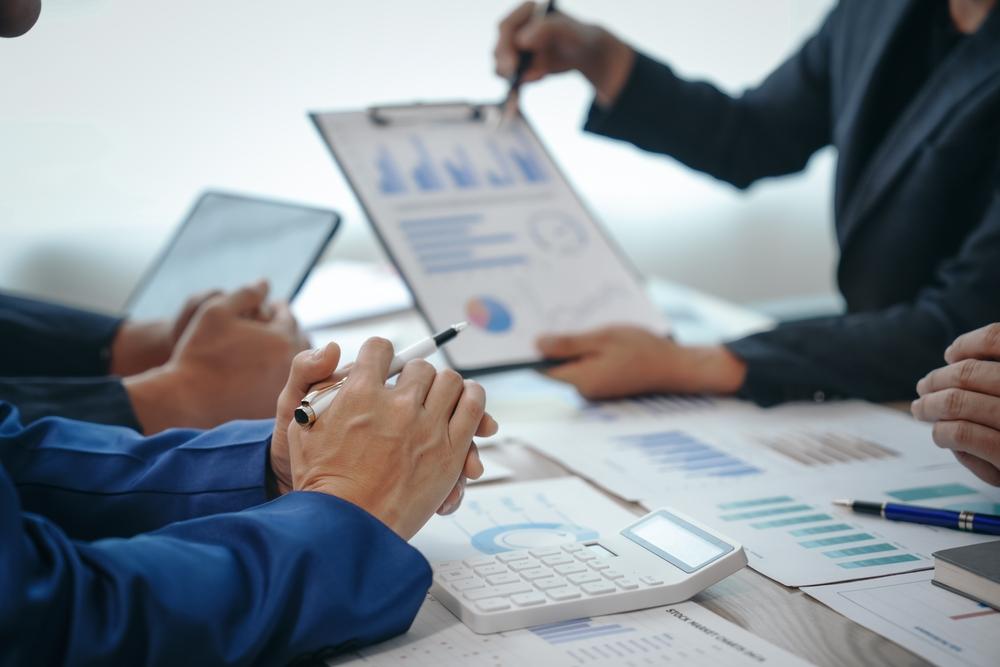 One NASDAQ-Listed Technology Stock Trading Near Resistance Levels – ETOR