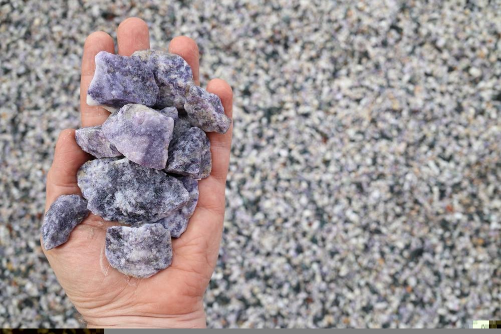 One Metal & Mining Stock on Track to Meet Shipment and Cost Guidance -PLL